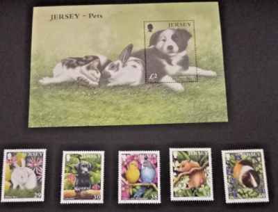 Jersey 2003 Pets Set and Miniature Sheet Mint Never Hinged - Image 1 of 3