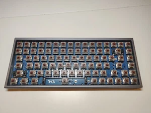 Mecanial keyboard YMD75 84 Aluminium CNC blue + PCB 14 LEDs RGB + Switches - Photo 1/15