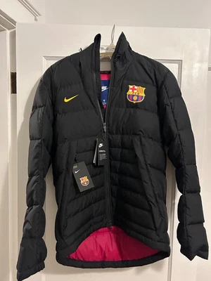 Nike Down Puffer Barcelona Jacket Mens Medium - Image 1 of 3