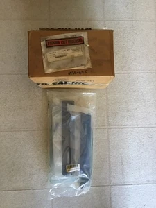 Arctic Cat Oem Cargo Box Mount Quick Attach Kit 0436-625 - Bild 1 von 5