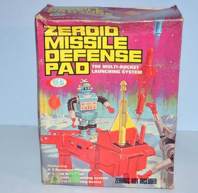 Almohadilla de defensa antimisiles Zeroid ideal de colección de los años 60 en caja original robot Zeroids Foto 1 de 4