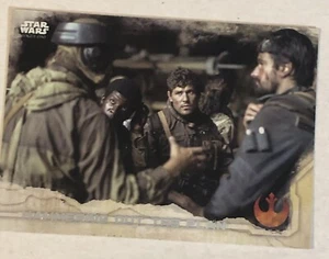 Rogue One Trading Card Star Wars #71 Hammering Out The Plan - Picture 1 of 2