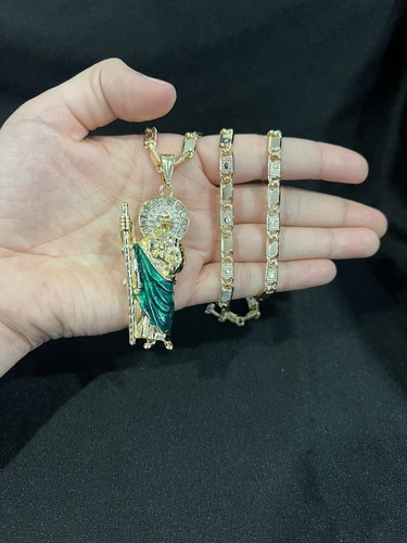Ciondolo placcato oro uomo donna grande verde San Giuda San Giuda zirconi e catena Valentino