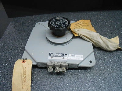 РЕЗИСТОР ТИПА РЕОСТАТНОЙ ПЛАСТИНЫ GENERAL ELECTRIC 8000EC131BF141 155 ОМ 250 В МАКС. - Изображение 1 из 4