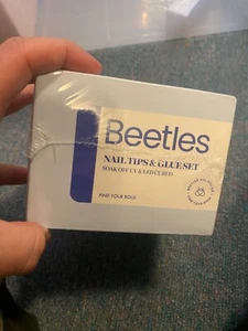 Beetles Soak Off Nail Tip + Glue Set - Picture 1 of 3