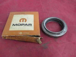 Timing Cover Seal Fits 48-53 Dodge Truck NOS MOPAR 1402618 - Bild 1 von 1