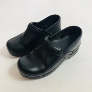 Woman's DANSKO Clogs Classic Shoes Size 38 EUR Black Mint - Picture 1 of 4
