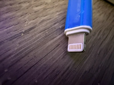 Lightning to Headphone 3.5mm Jack Adapter - White  Model J-009 - Image 1 of 3