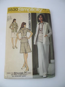Cárdigan, blusa, falda patrón 5530 de colección Simplicity Misses de los años 70 talla 16 sin cortar (C - Imagen 1 de 5
