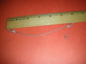 GUANTERA TOYOTA LAND CRUISER FJ40 FJ43 FJ45 HJ45 HJ47 RETENEDOR DE CABLE FABRICANTE DE EQUIPOS ORIGINALES - Imagen 1 de 1