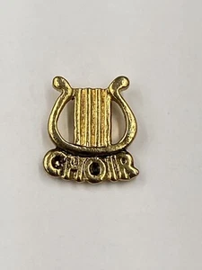 Gold Colored Church Choir Harp Shaped Lapel Pin - Picture 1 of 3