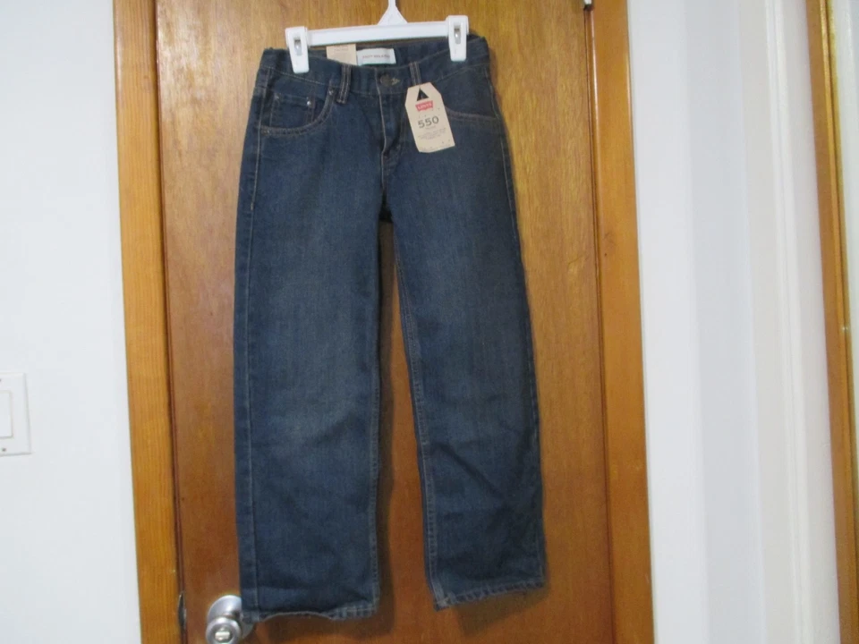 Levis Boy's 550 Relaxed Jeans 24x22 Size 8 Medium Wash