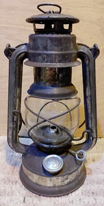 Vintage Deutsche Nier Feuerhand Sturmlampe 275 sehr selten Sammlerstück Scheunenfund - Bild 1 von 8