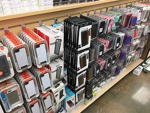 Lot of 10pc Mix iPhone 5S Cases in Retail Package - Wholesale Lot - Picture 1 of 3
