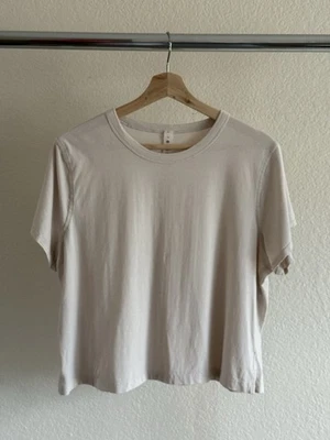 Lululemon Cates T-Shirt Bone Size 12 LW3FGDS Womens Lightweight Cotton Blend Tee - Image 1 of 3