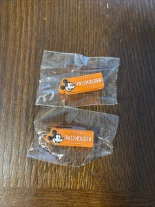 Walt Disney World Annual Passholder Magic Band Orange Slider DISCONTINUED - Picture 1 of 2