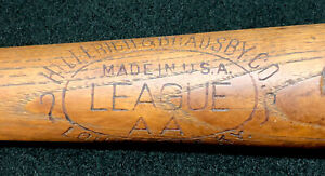 Antique 1920s Hillerich Bradsby League AA Baseball Bat Louisville Slugger 33”