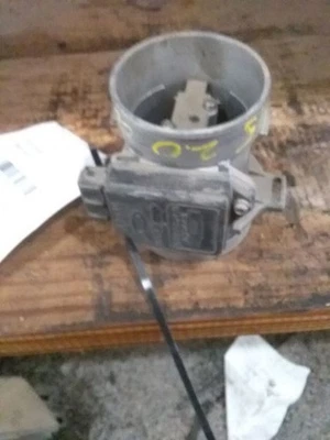 Medidor de flujo de aire 4-121 2,0 L a través 05/02/99 se adapta a 95-99 CONTORNO 126498 Foto 1 de 3