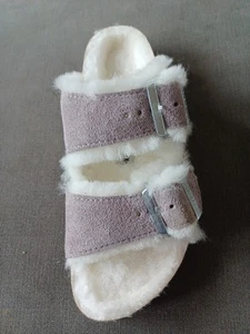 Birkenstock UK 5 / EU38 Arizona Lammfell Faded Purple nur linker Fuß Sandale - Bild 1 von 6