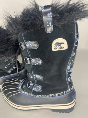 Botas de Invierno Sorel Piel Sintética Negras Para Mujer Talla 6 Impermeables Azul Marino con Flores Blancas Foto 1 de 4