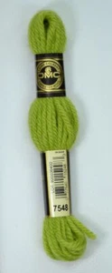 DMC Tapestry Wool, 8m SKEIN, Colour 7548 MEDIUM LIGHT MOSS GREEN, Laine Colbert - Imagen 1 de 1