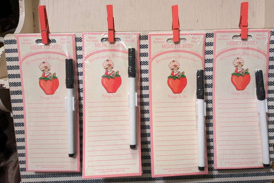 Unopened 2006 Strawberry Shortcake Dry Erase Memo Board w/Marker X1 - 7½in X 3in - Image 1 of 4