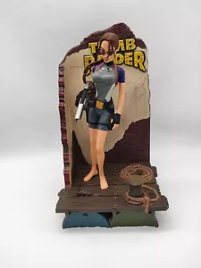 Playmates 1999 - Diorama Lara Croft in Wet Suit - Picture 1 of 4