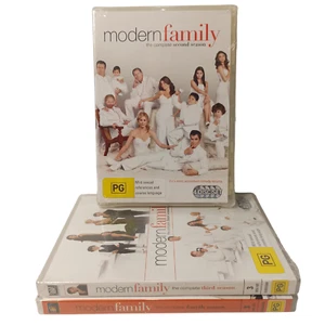 Modern Family Season 2 3 4 (DVD 2011) Comedy Drama Romance Lifestyles Adventure - Picture 1 of 20