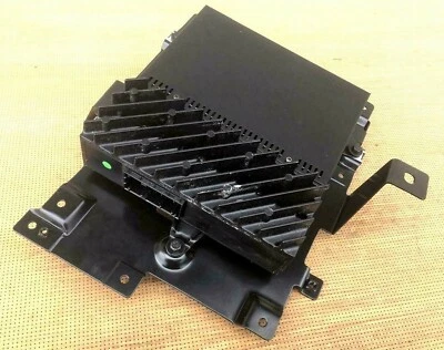 RANGE ROVER L322 SOUND SYSTEM Hi Fi DSP AMPLIFIER XQK000020 - Image 1 of 4