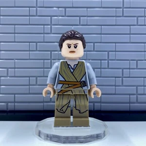Lego Star Wars Episode 7 Rey dunkelbraun gebundenes Gewand Minifigur sw0677 - Bild 1 von 5