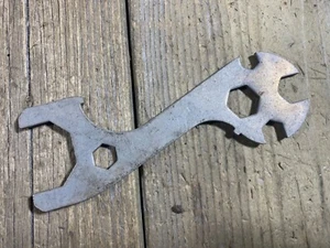 DE COLECCIÓN ANTIGUO ESKA BICICLETA BICICLETA HERRAMIENTA MULTIHERRAMIENTA LLAVE HEXAGONAL PARA PERNOS HEXAGONALES LLAVE - Imagen 1 de 2