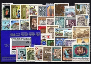 AUSTRIA 1987 Annata completa 35v + 1 BF MNH** - Picture 1 of 1