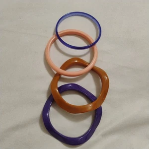 Vintage Acrylic Plastic Wave Bracelet And Bangle Bracelets Lot Of 4 - Picture 1 of 7