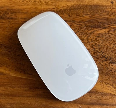 Apple A1296 Magic Mouse - Weiß (MB829Z/A) - Bild 1 von 4