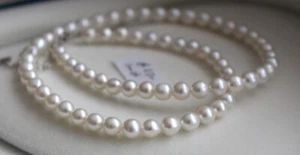 very smooth high lustre 6-6.5mm Japanese akoya saltwater pearl necklace - Picture 1 of 11