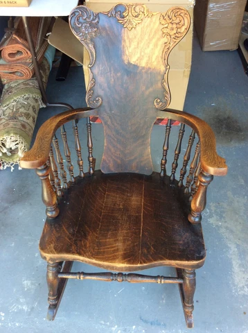 ANTIQUE: VICTORIAN TIGER OAK FANCY ROCKING CHAIR Cover