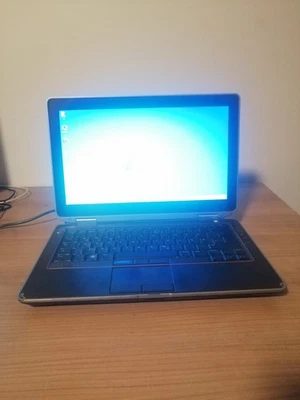 Dell latitude E6320 – Funktioniert, Kein Ladegerät, Kein Akku - Bild 1 von 4