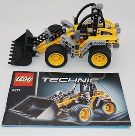 LEGO TECHNIC: Wheel Loader (8271) W/ INSTRUCTIONS - 