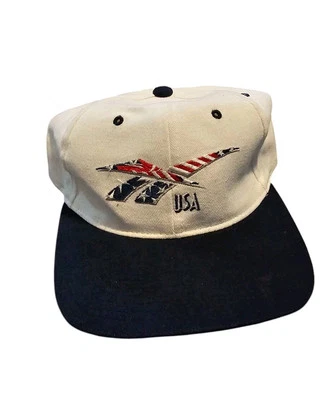 Boné Snapback Vintage Logotipo Reebok EUA Raro Chapéu 100% Algodão  - Imagem 1 de 4
