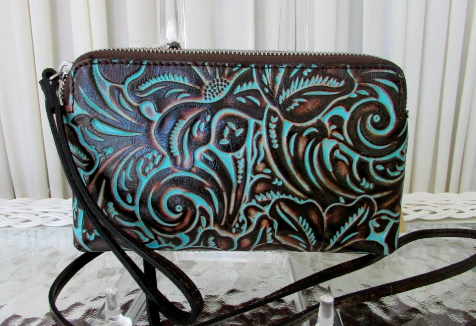 Patricia Nash Bag Melissana Wristlet Tooled Turquoise Leather P624133