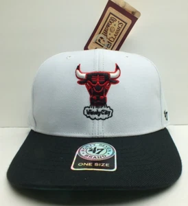 CHICAGO BULLS SOMBRERO NBA RETRO DE COLECCIÓN ADJ BLANCO GORRA DE 2 TONOS NUEVO CON ETIQUETAS POR 47 TOTALMENTE NUEVO - Imagen 1 de 6
