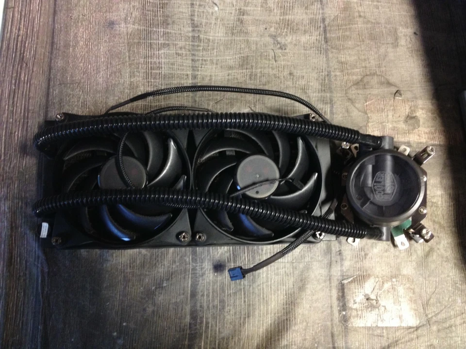 Cooler Master | Master Liquid Pro 240 All-in-One CPU Liquid Cooler | WYSIWYG - Image 1 of 4