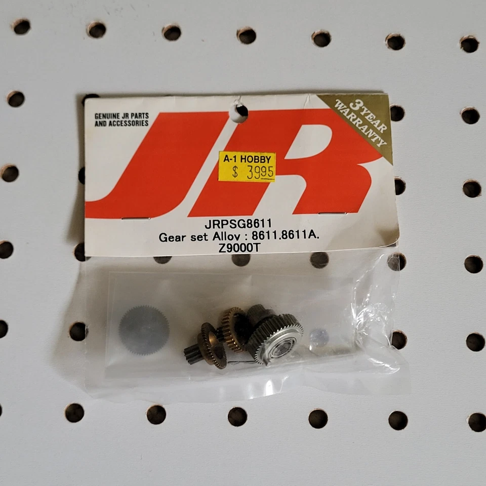 JR JRPSG8611 ~ Replacement Metal Alloy Servo Gear Set: 8611, 8611A & Z9000T - Image 1 of 1