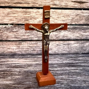 Vintage Small Wooden Base Metal Jesus Crucifix Cross 4.5" Tall Tabletop - Picture 1 of 7