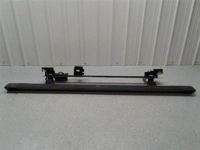2007 - 2014 CHEVROLET SUBURBAN Power Driver Side Running Board - Image 1 of 4