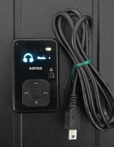Sansa Clip 8GB Black MP3 microSD Slot Music Player. - Picture 1 of 7