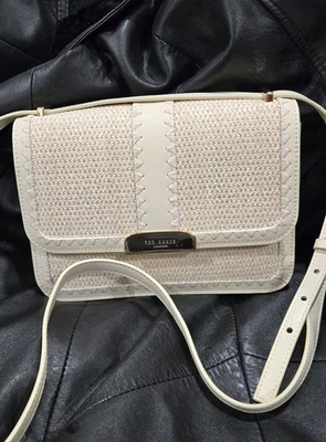 Bandolera Ted Baker Of London Tweed Color Beige Claro. Funciona para todas las estaciones  Foto 1 de 4