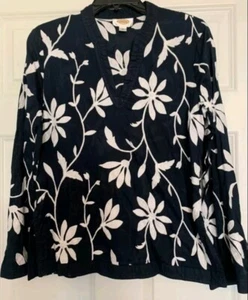 Talbots Gorgeous Navy White Floral Embroidery Long Sleeve Cotton - Picture 1 of 7