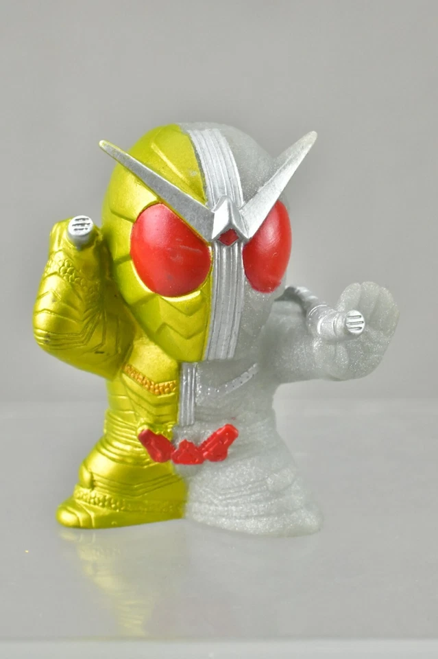 SD Masked Kamen Rider W Luna Metal Finger Puppet Gashapon Foto 1 de 2