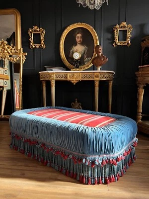 GRAND POUF POUVANT FORMER TABLE BASSE DE STYLE NAPOLÉON III - Photo 1/4